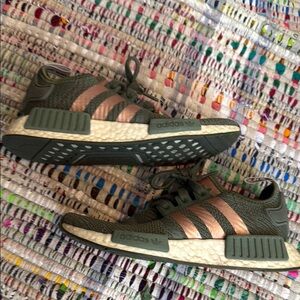 Adidas Green and Bronze Women's Sneakers